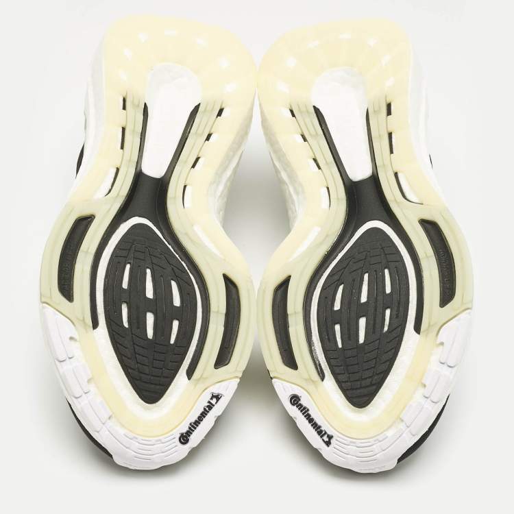Pre Owned Adidas Y-3 Black/White Fabric Ultra Boost 22 Sneakers Size 38