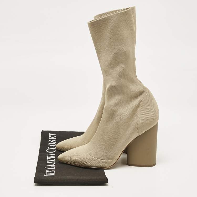 Pre Owned Yeezy Beige Knit Fabric Season 4 Sock Boots Size 37