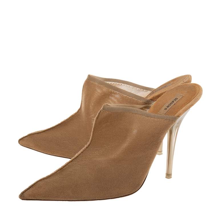 Pre Owned Yeezy Beige Mesh Season 6 Pointed Toe Mules Sandals Size 39.5