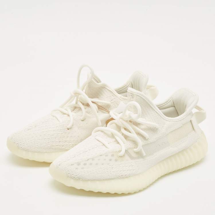 Pre Owned Yeezy x Adidas White Knit Fabric Boost 350 V2 Bone Sneakers Size 40 2/3
