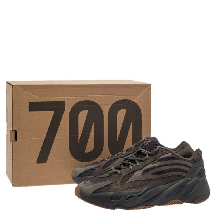 Pre Owned Yeezy x Adidas Grey Nubuck and Leather Boost 700 V2 Geode Sneakers Size 46