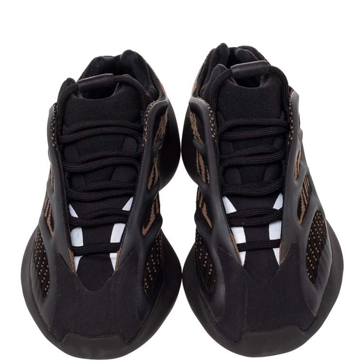 مملوكة مسبقًا Yeezy x adidas Brown Mesh And Polyurethane 700 V3 Clay Brown Sneakers Size 37 1/3