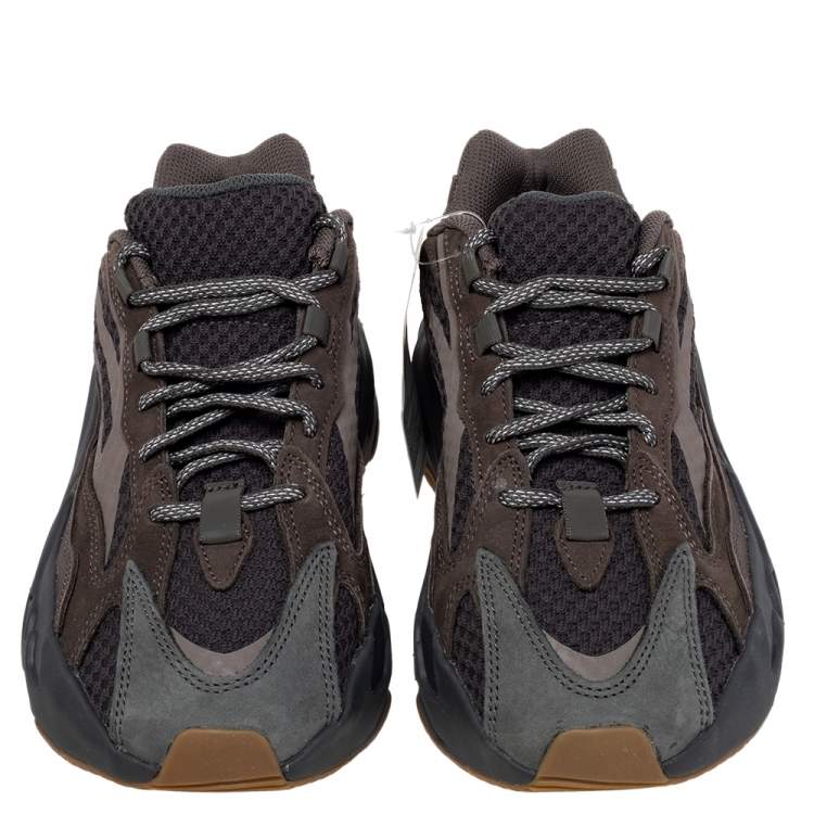 Pre Owned Yeezy x Adidas Grey Nubuck and Leather Boost 700 V2 Geode Sneakers Size 40 2/3