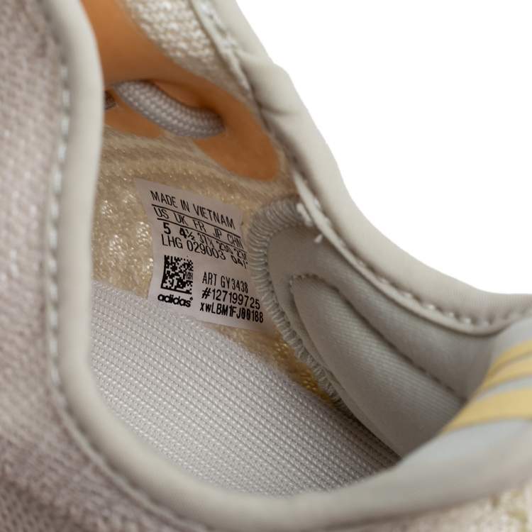 مملوكة مسبقًا Yeezy x Adidas Cream Knit Fabric Boost 350 V2 Light Sneakers Size 37.5