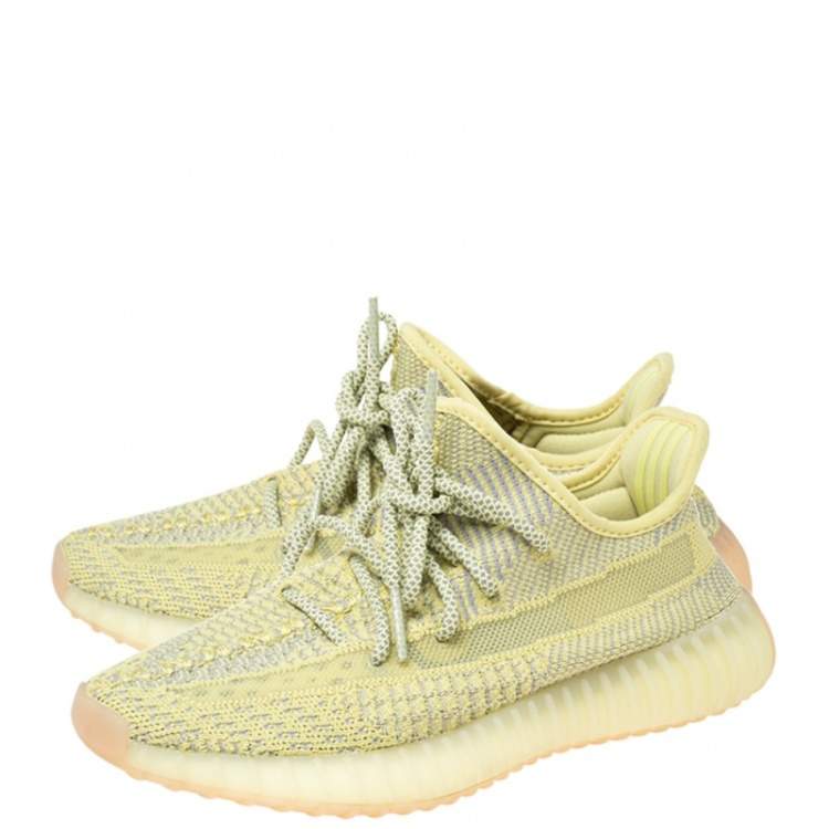 مملوكة مسبقًا Yeezy x adidas Light Green Knit Fabric Boost 350 V2 Sneakers Size 38