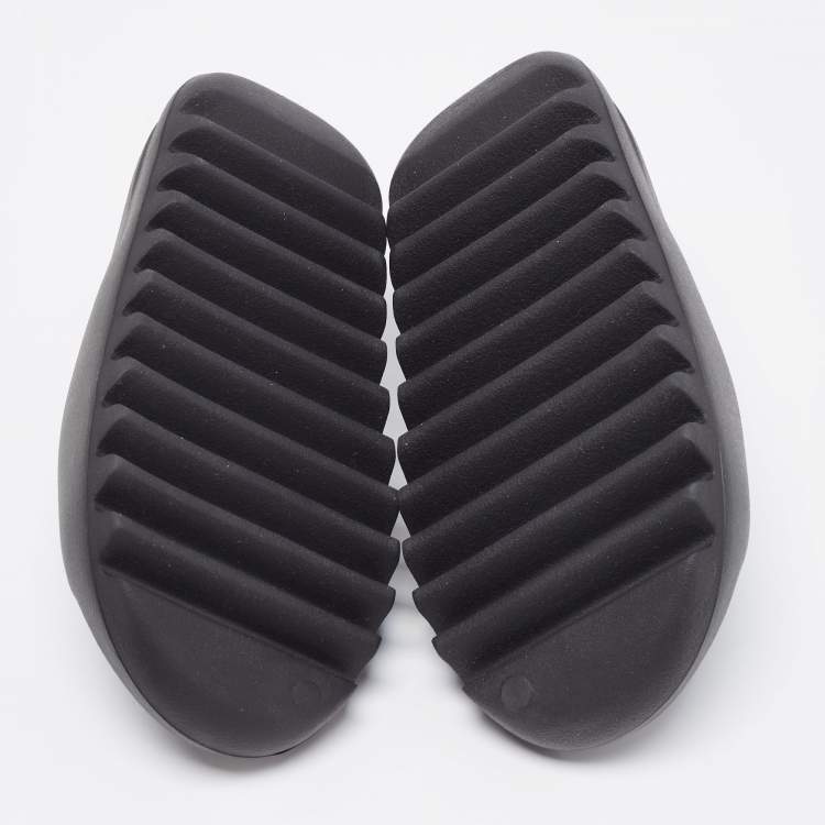Pre Owned Yeezy x Adidas Black Rubber Onyx Flat Slides Size 37