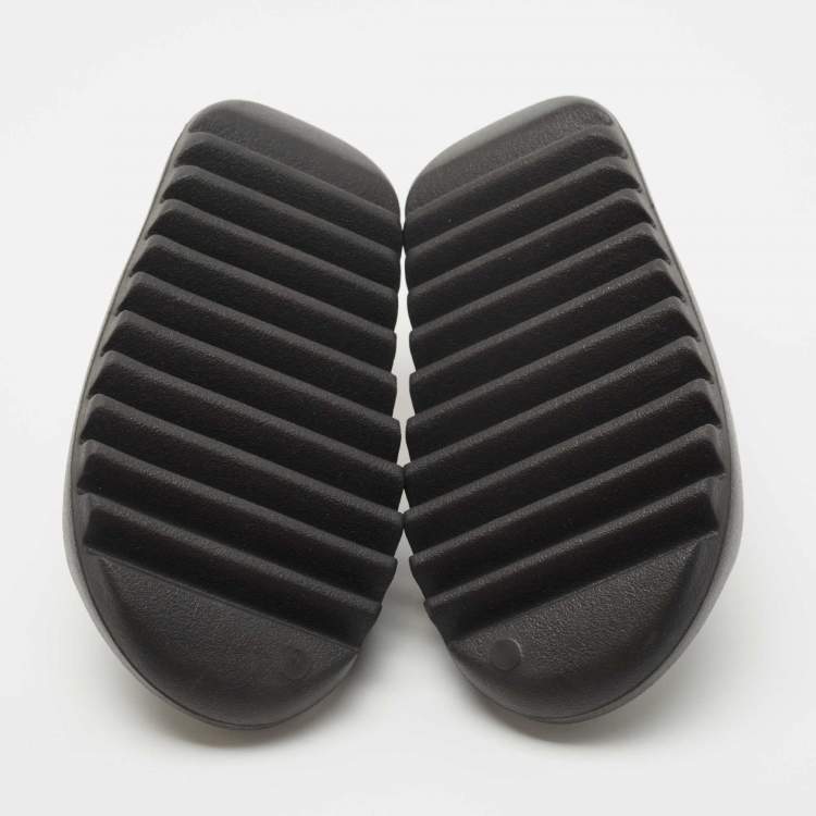 Pre Owned Yeezy x Adidas Black Rubber Onyx Slides Size 38