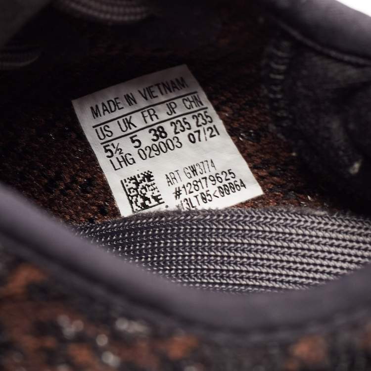 Pre Owned Yeezy x Adidas Black/Brown Knit Fabric Boost 350 V2 MX Rock Sneakers Size 38