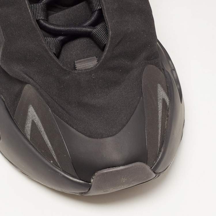 Pre Owned Yeezy x Adidas Black Nylon Boost 700 V2 Mnvn Triple Black Sneakers Size 39 1/3