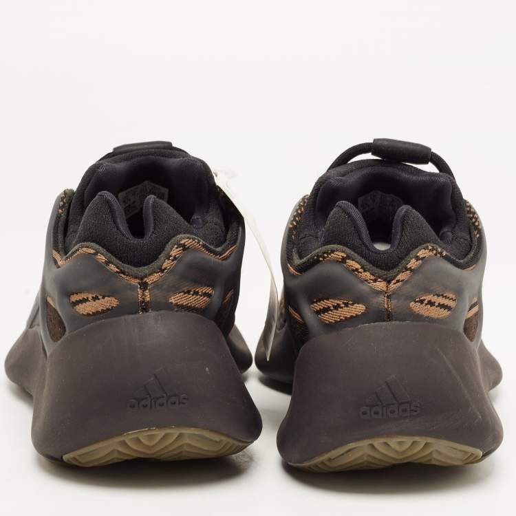 Pre Owned Yeezy x Adidas Black/Beige Knit Fabric Yeezy 700 V3 Beige-Black Sneakers 39 1/3