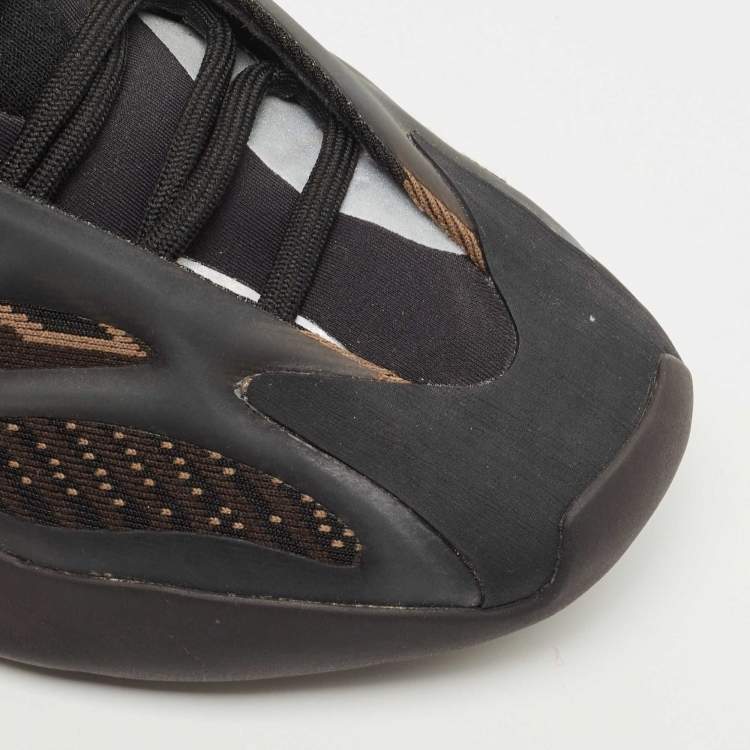 Pre Owned Yeezy x Adidas Black Knit Fabric Yeezy 700 V3 Clay Brown Sneakers Size 38 2/3
