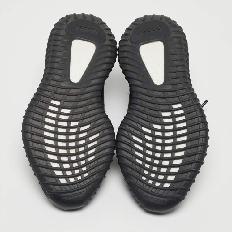 مملوكة مسبقًا Yeezy x Adidas Black Knit Fabric Boost 350 V2 Onyx Sneakers Size 40