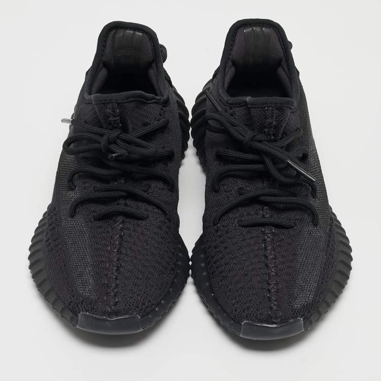 مملوكة مسبقًا Yeezy x Adidas Black Knit Fabric Boost 350 V2 Onyx Sneakers Size 40