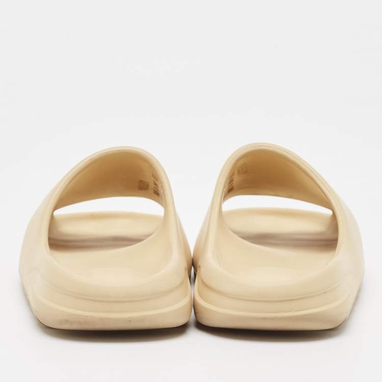 Pre Owned Yeezy x Adidas Cream Rubber Bone Slides Size 36.5