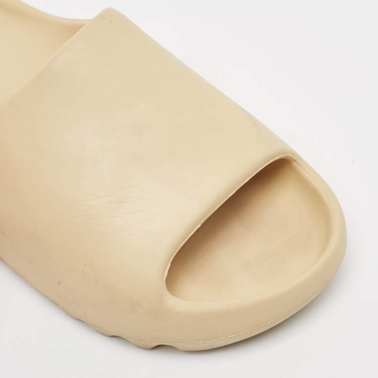 Pre Owned Yeezy x Adidas Cream Rubber Bone Slides Size 36.5