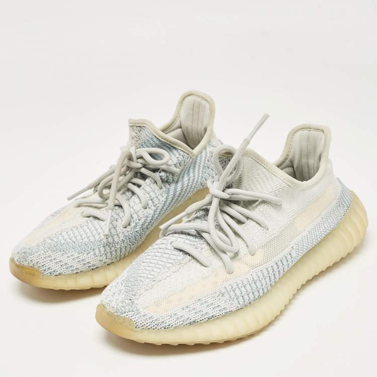 Pre Owned Yeezy x Adidas Blue/White Knit Fabric Boost 350 V2 Cloud White Non-Reflective Sneakers 40 2/3 
