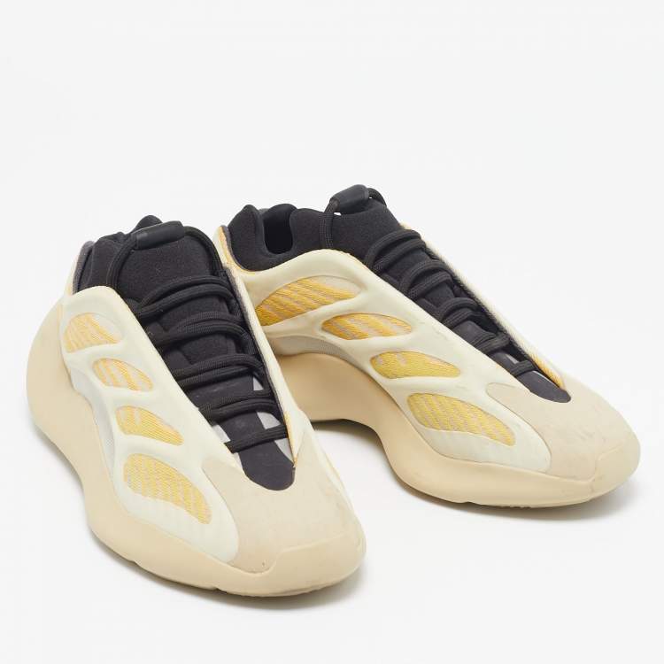 Pre Owned Yeezy x Adidas Beige/Yellow Mesh And Polyurethane 700 V3 Safflower Sneakers Size 39 1/3