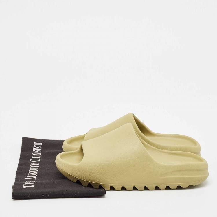 Pre Owned Yeezy x Adidas Green Rubber Resin Flat Slides Size 40.5