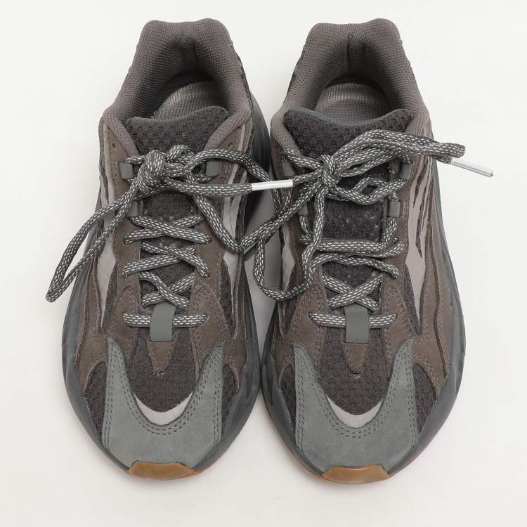 Pre Owned Yeezy x Adidas Grey Knit Fabric and Suede Boost 700 Geode Low Top Sneakers Size 37