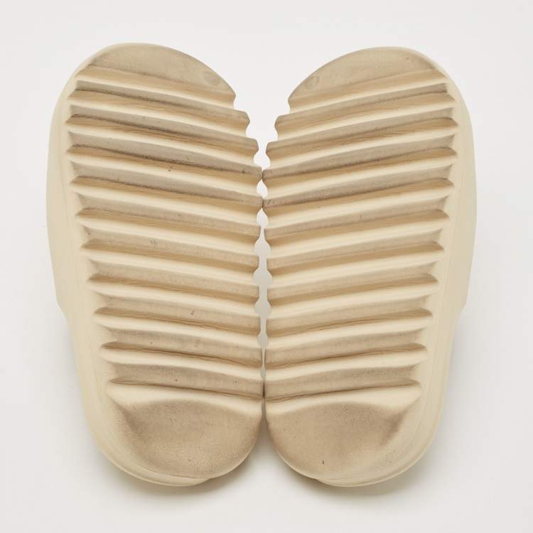 Pre Owned Yeezy x Adidas Cream Rubber Resin Flat Slides Size 38