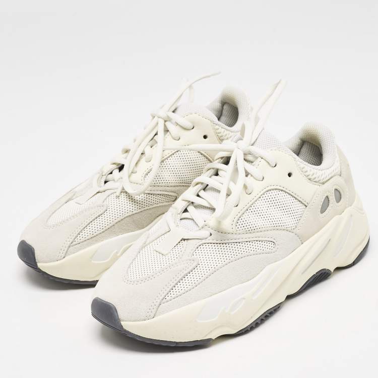 Pre Owned Yeezy x Adidas Cream Suede and Mesh Boost 700 Analog Sneakers Size 39 1/3