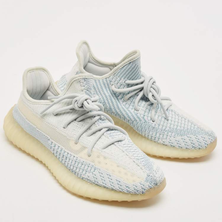 Pre Owned Yeezy x Adidas Blue/White Knit Fabric Boost 350 V2 Cloud White Non-Reflective Sneakers 39 1/3