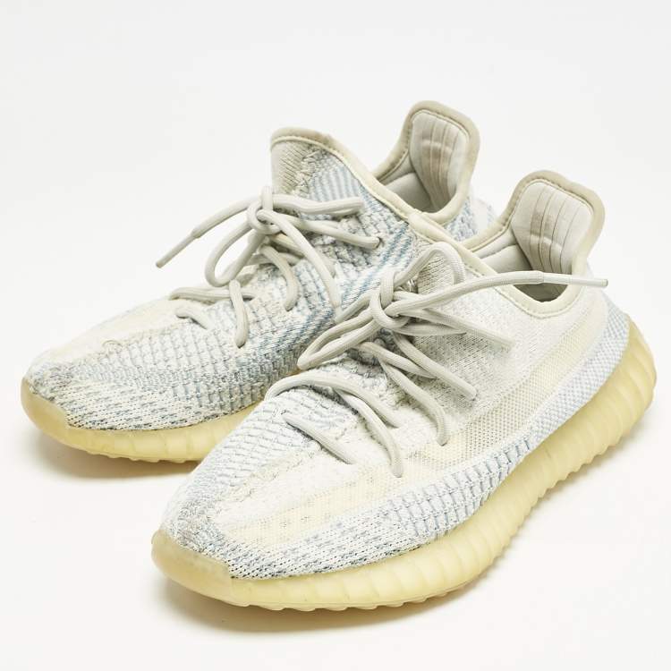 Pre Owned Yeezy x Adidas Blue/White Knit Fabric Boost 350 V2 Cloud White Non-Reflective Sneakers 39 1/3