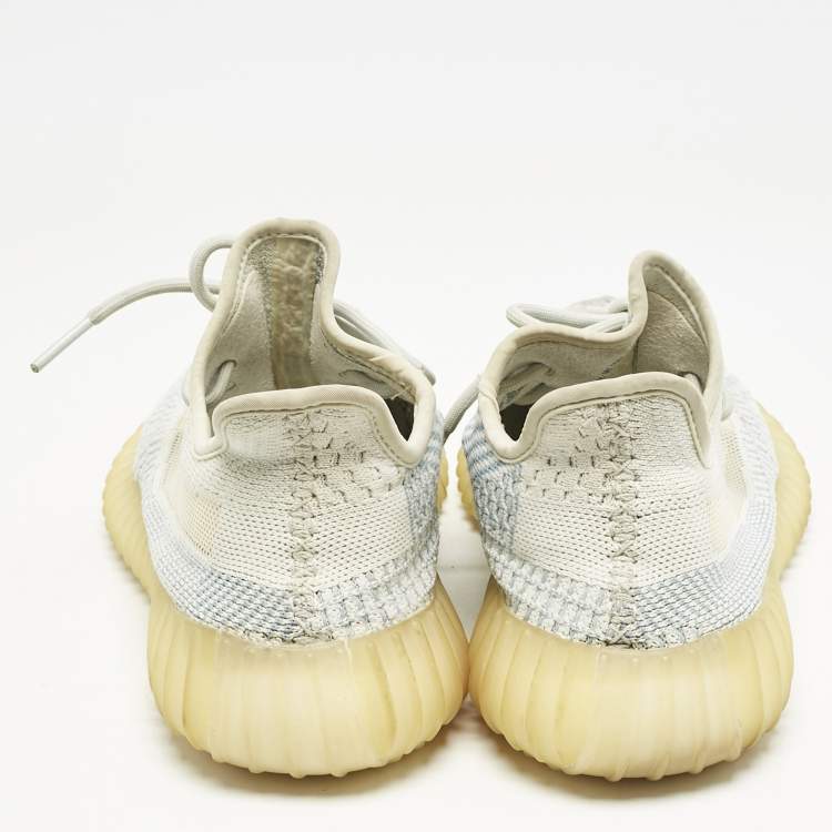 Pre Owned Yeezy x Adidas Blue/White Knit Fabric Boost 350 V2 Cloud White Non-Reflective Sneakers 39 1/3