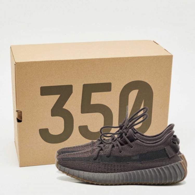 Pre Owned Yeezy x Adidas Black Knit Fabric Boost 350 V2 Cinder Sneakers Size 40