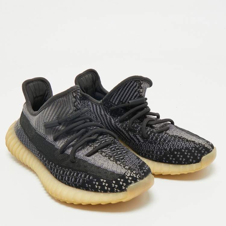 Pre Owned Yeezy x Adidas Black/Grey Knit Fabric Boost 350 V2 Carbon Sneakers Size 40