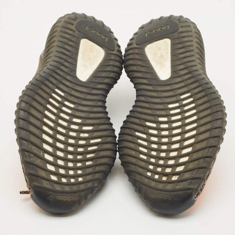 Pre Owned Yeezy x Adidas Grey Knit Fabric Boost 350 V2 Carbon Beluga Sneakers Size 36 2/3