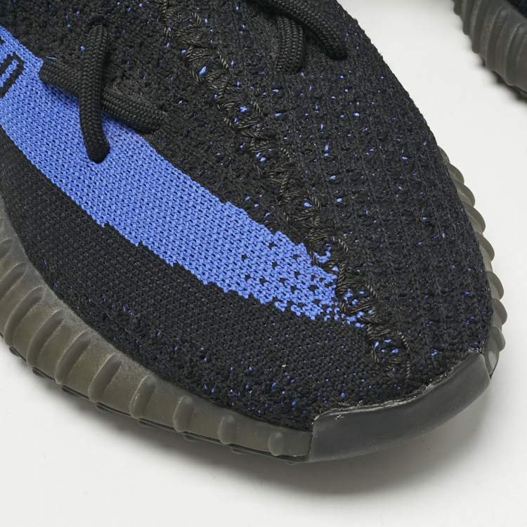 Pre Owned Yeezy x Adidas Black Knit Fabric Boost 350 V2 Dazzling Blue Sneakers Size 40 2/3