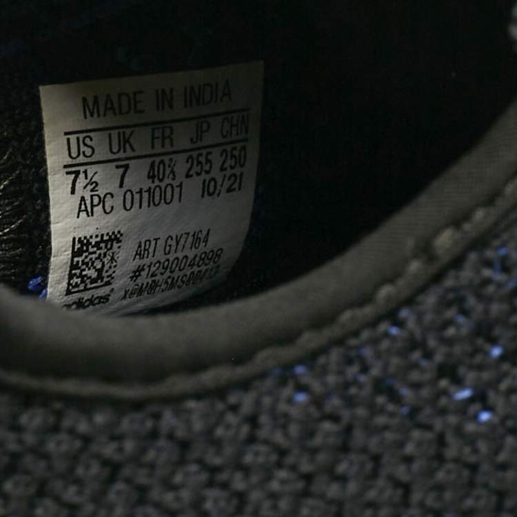 Pre Owned Yeezy x Adidas Black Knit Fabric Boost 350 V2 Dazzling Blue Sneakers Size 40 2/3