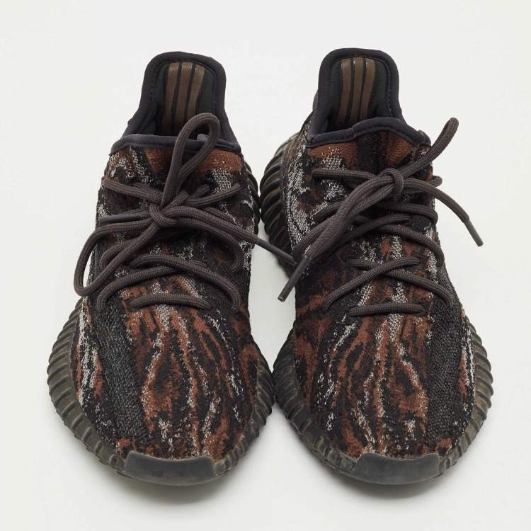 Pre Owned Yeezy x Adidas Brown Knit Fabric Boost 350 V2 MX Rock Sneakers Size 40