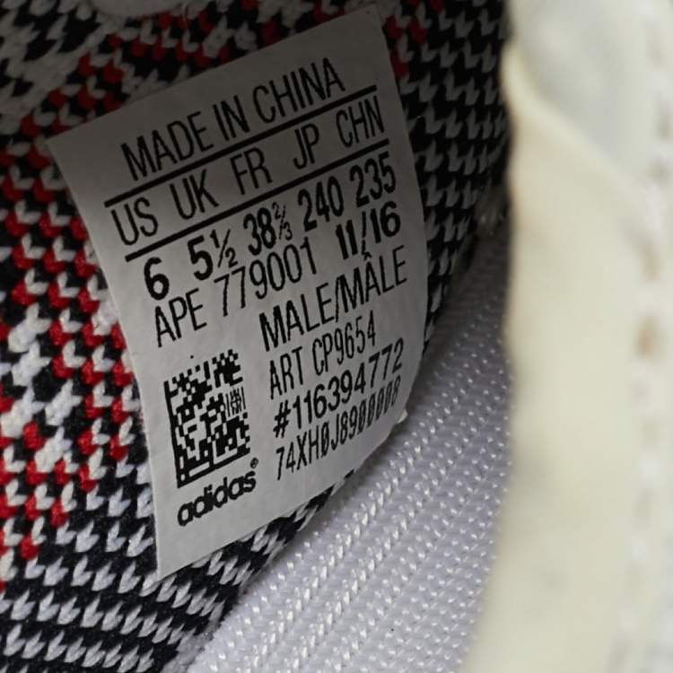 Pre Owned Yeezy x Adidas White/Black Knit Fabric Boost 350 V2 Lace Up Sneakers Size 38.5