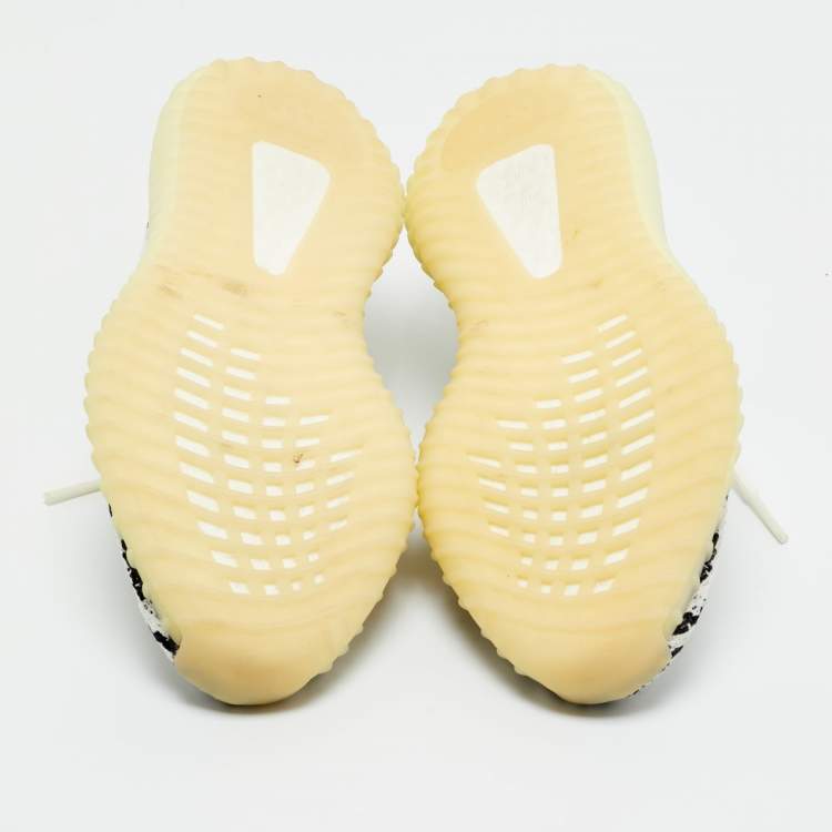 Pre Owned Yeezy x Adidas White/Black Knit Fabric Boost 350 V2 Lace Up Sneakers Size 38.5