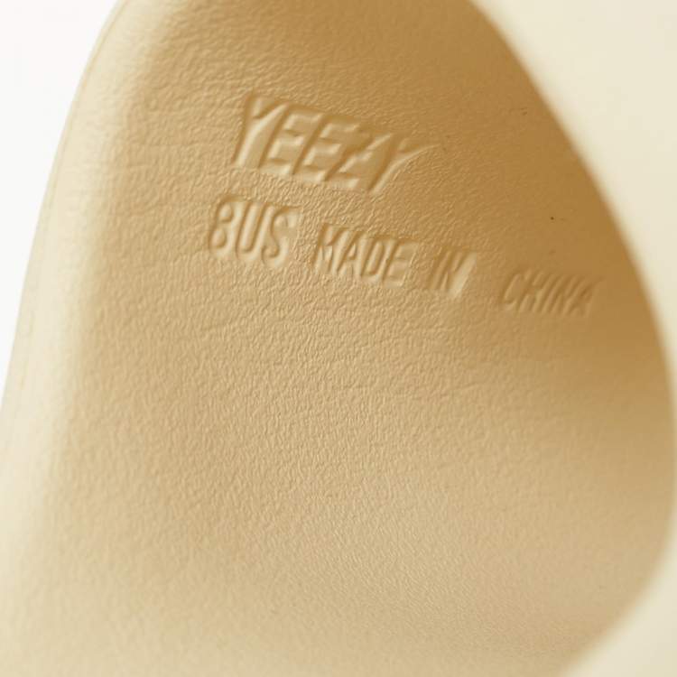 Pre Owned Yeezy x Adidas Cream Rubber Bone Slides Size 40.5