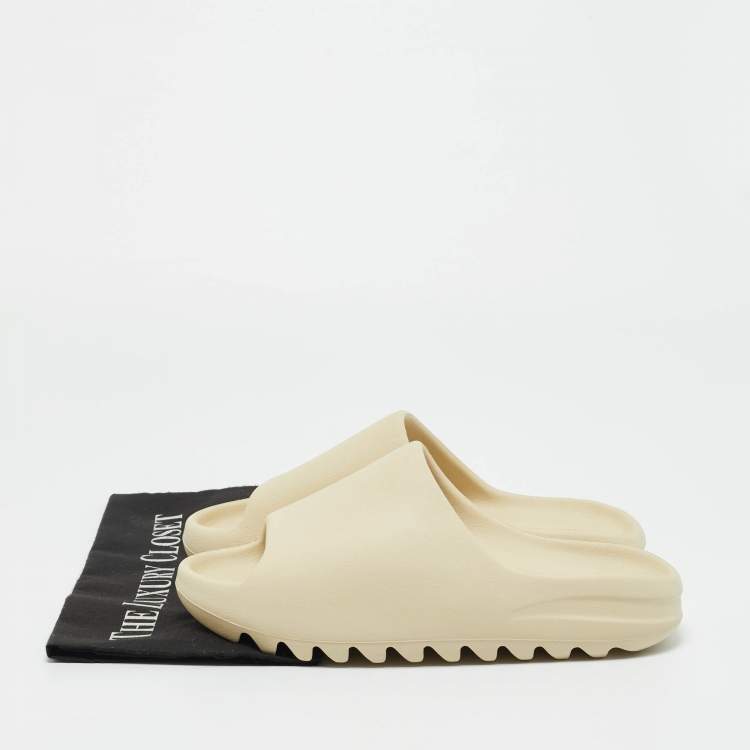 Pre Owned Yeezy x Adidas Cream Rubber Bone Slides Size 40.5