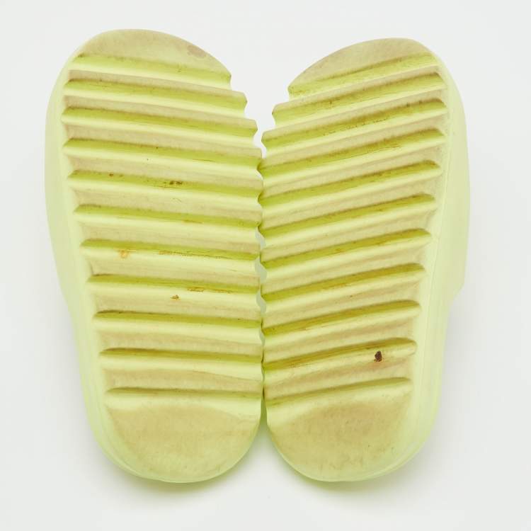 Pre Owned Yeezy x Adidas Neon Green Rubber Glow Green Slide Size 38