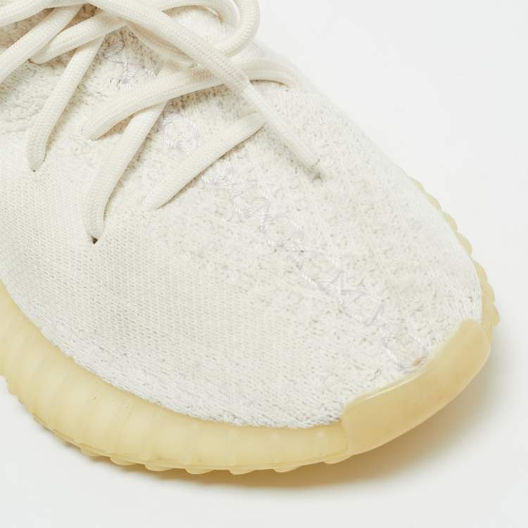 مملوكة مسبقًا Yeezy x Adidas Boost 350 V2 Size 37.5 White Knit Fabric Low Top Sneakers