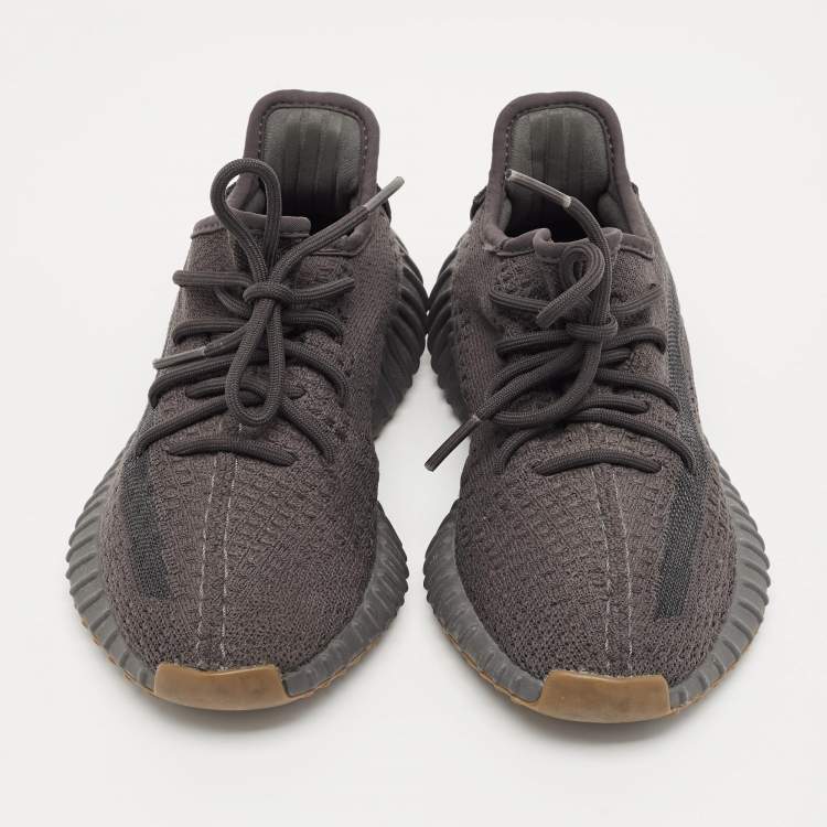 Pre Owned Yeezy x Adidas Boost 350 V2 Size 37.5 Dark Grey Knit Fabric Low Top Sneakers