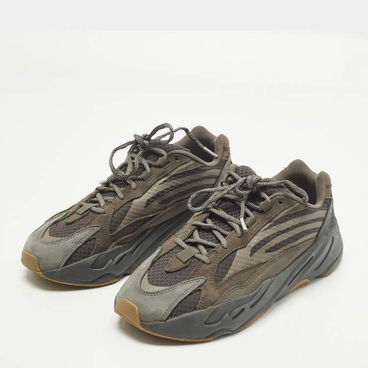 مملوكة مسبقًا Yeezy x Adidas Boost 700 Size 44.5 Multicolor Knit Fabric and Leather Lace Up Sneakers