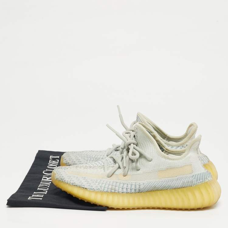 Pre Owned Yeezy x Adidas Boost 350 V2 Size 38 Blue Knit Fabric  Cloud White (Non-Reflective) Low Top Sneakers