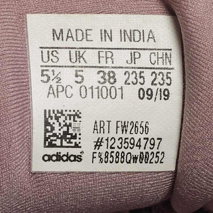 مملوكة مسبقًا Yeezy x Adidas 500 'Soft Vision Size 38 Purple Fabric and Suede Low Top Sneakers