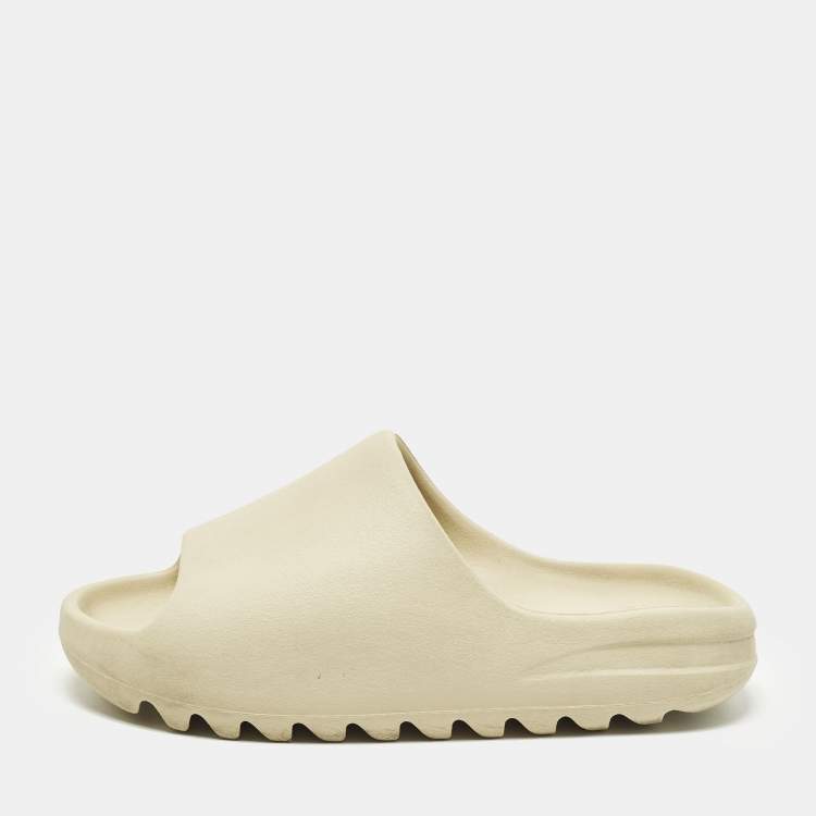 Pre Owned Yeezy x Adidas Resin Size 38.5 Cream Rubber Pool Flat
