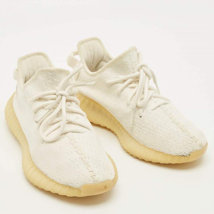 Pre Owned Yeezy x Adidas Boost 350 V2 Triple Size 39.5 White Knit Fabric Low Top Sneakers