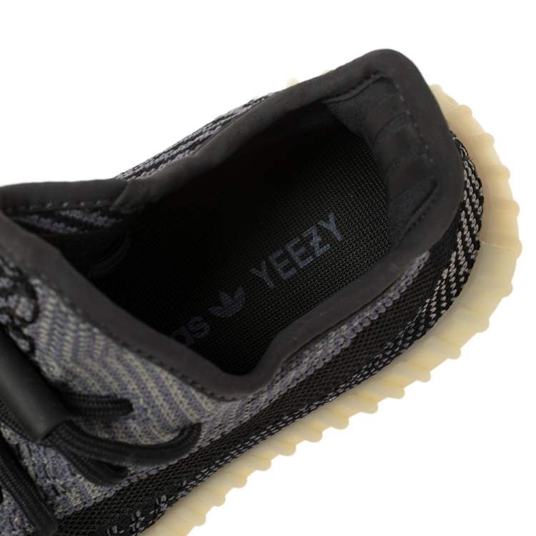 Pre Owned Yeezy x Adidas Black/Grey Cotton Knit Boost 350 V2 Carbon Sneakers Size 36.5