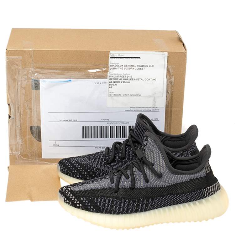 Pre Owned Yeezy x Adidas Black/Grey Cotton Knit Boost 350 V2 Carbon Sneakers Size 36.5