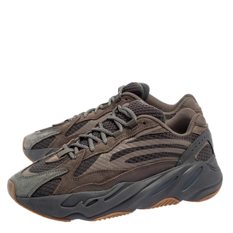 Pre Owned Yeezy x Adidas Grey Nubuck and Leather Boost 700 V2 Geode Sneakers Size 42