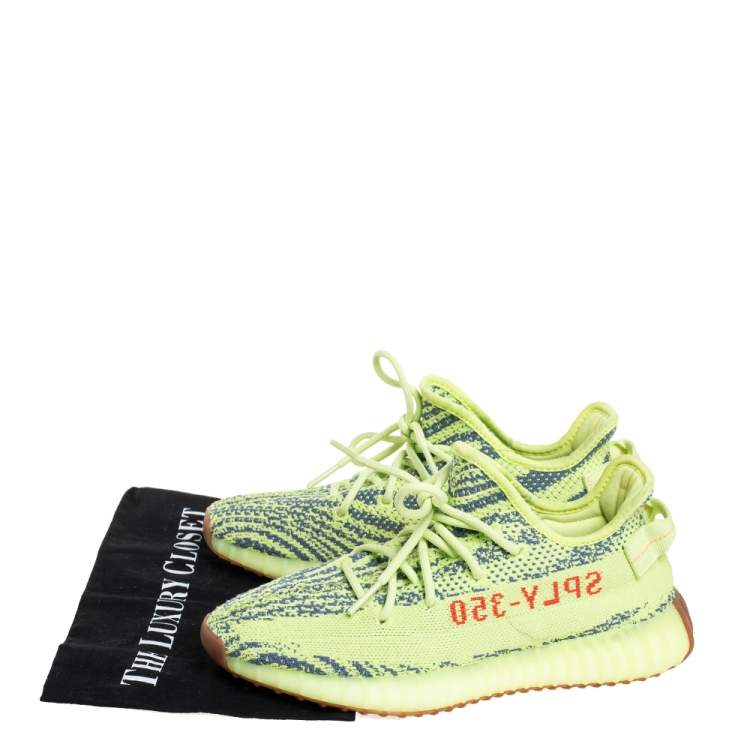 مملوكة مسبقًا Yeezy x Adidas Boost 350 V2 Semi Frozen Green Knit Fabric Lace Up Sneakers Size 40.5